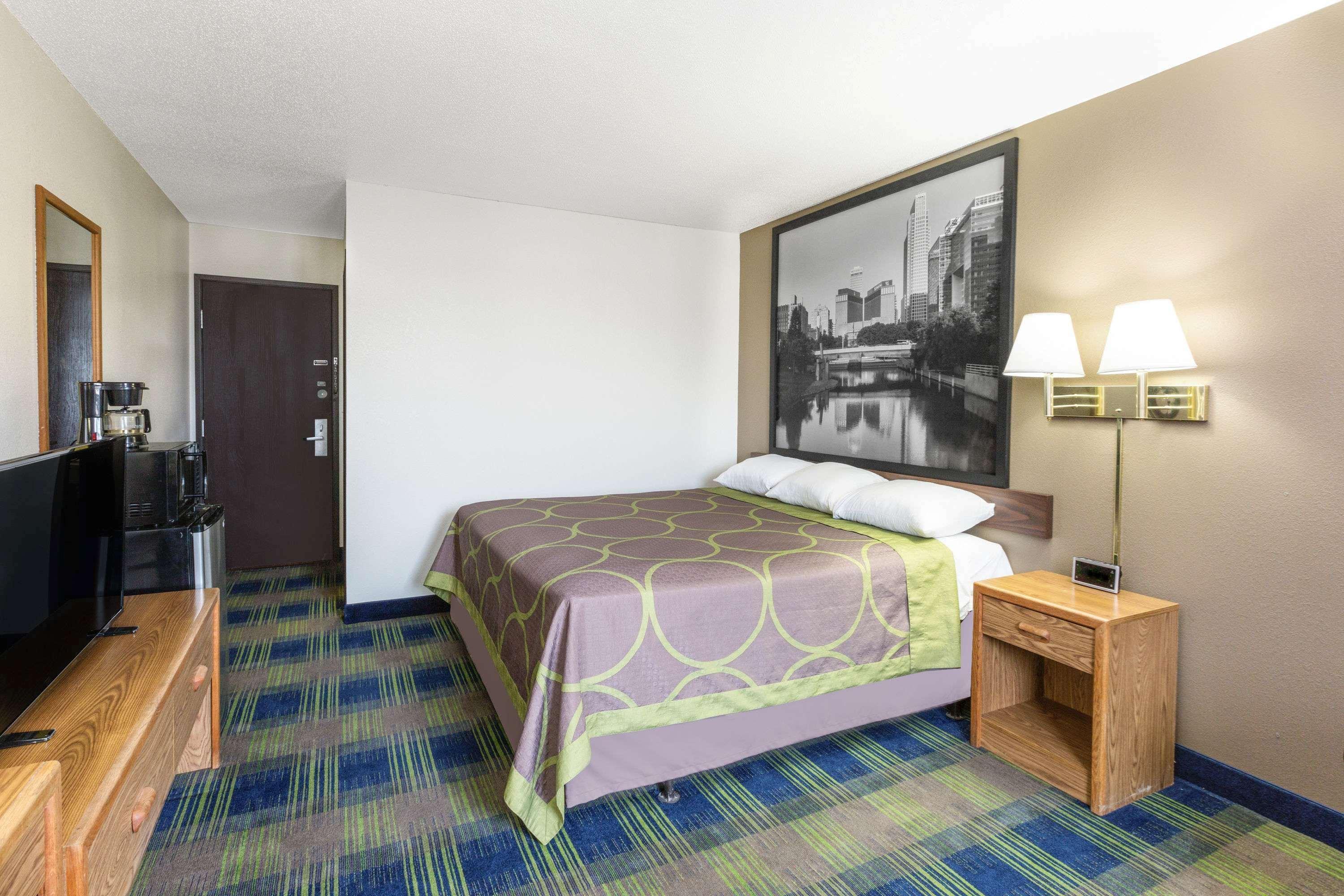 Motel Super 8 By Wyndham Columbus Extérieur photo