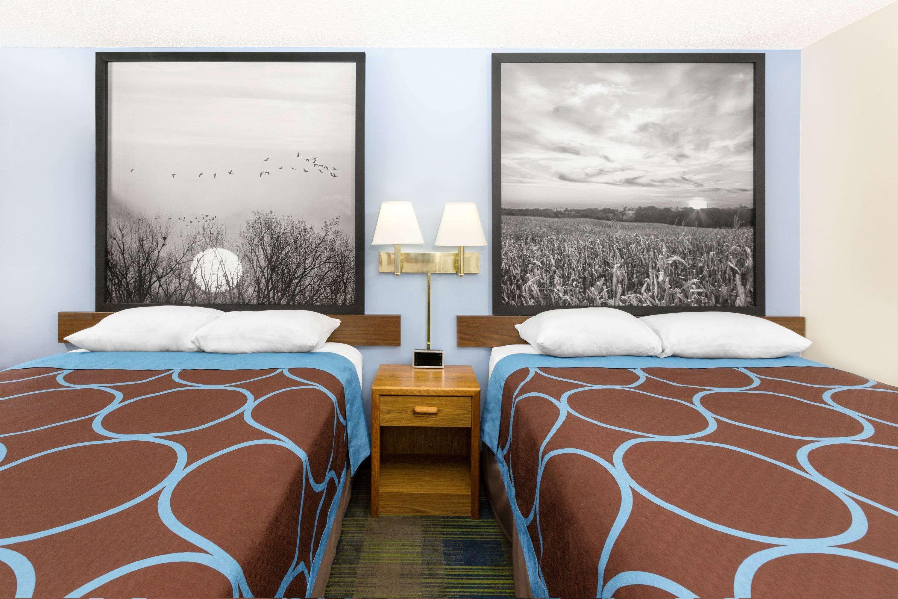 Motel Super 8 By Wyndham Columbus Extérieur photo