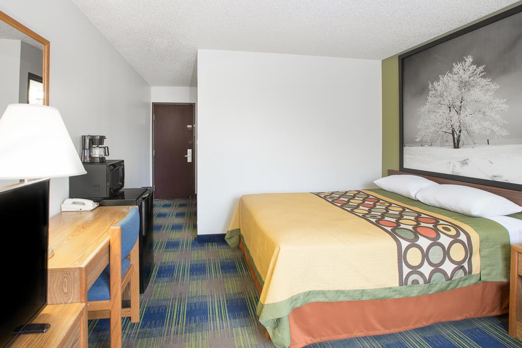Motel Super 8 By Wyndham Columbus Extérieur photo
